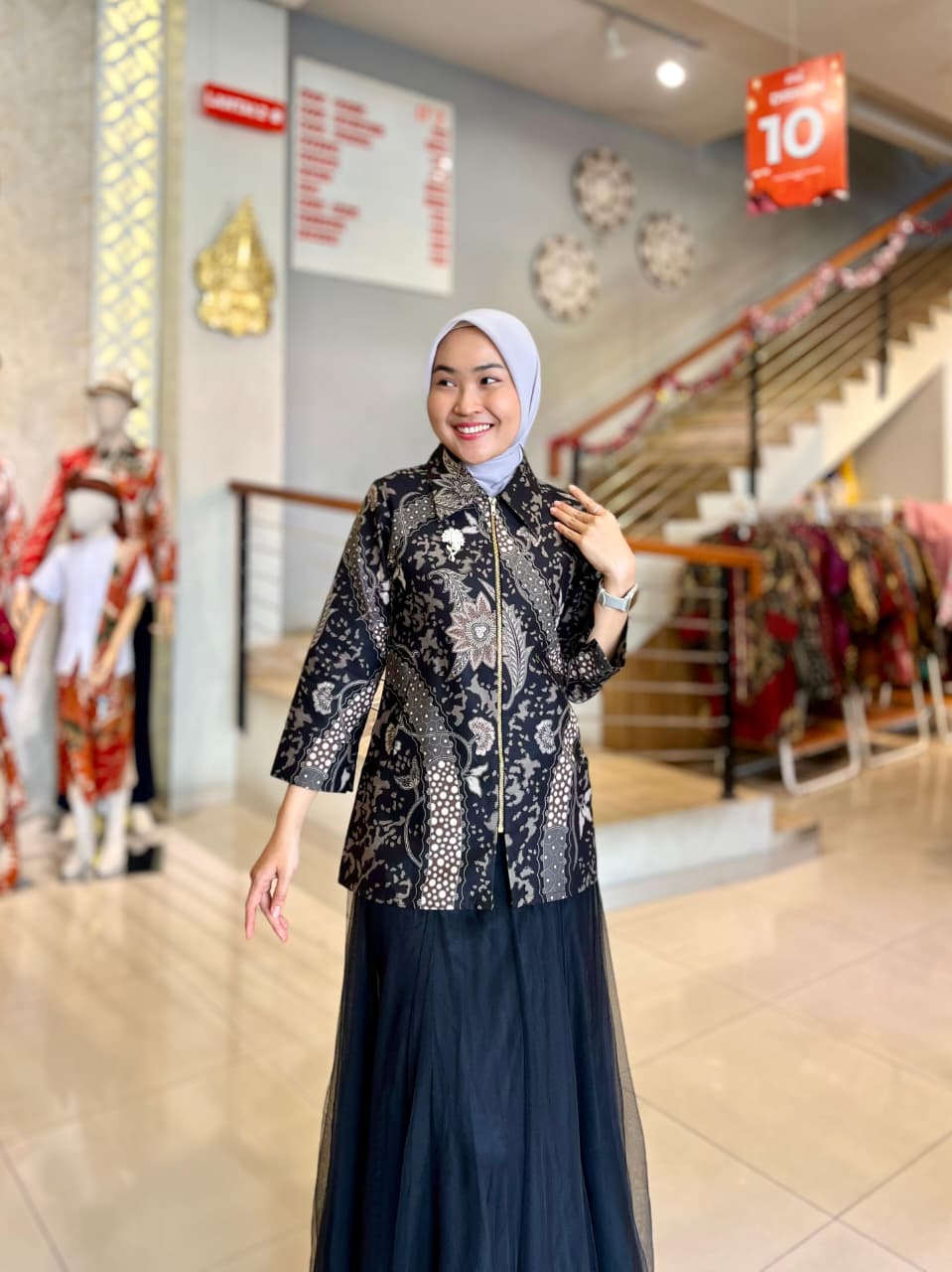 Sarimbit Royal Navy - Foto Lookbook Pasangan (1)