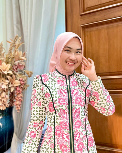 Blus Royal Navy - Batik Smile Lookbook (2)