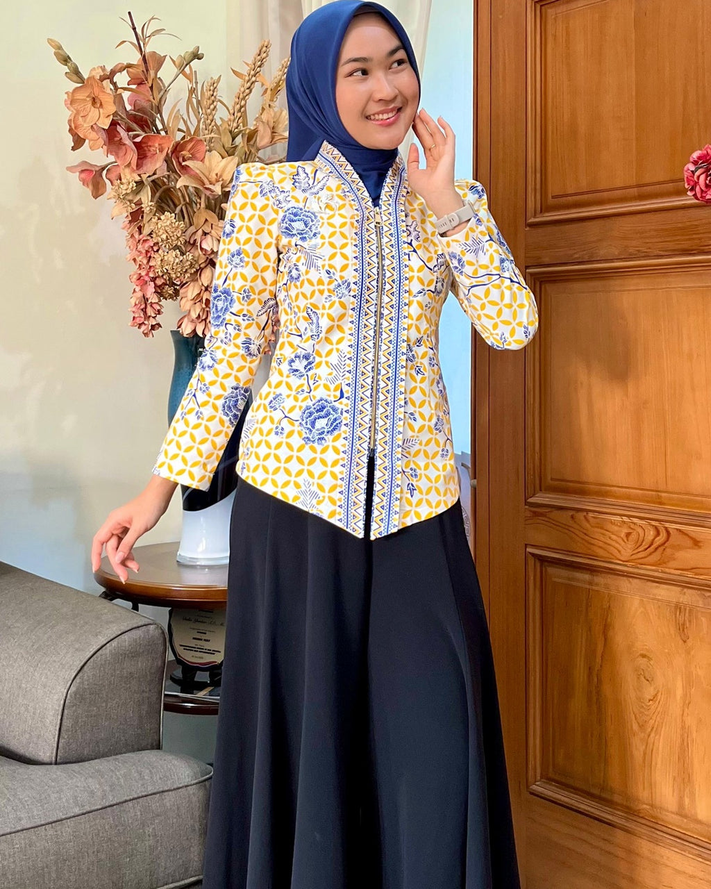 Hem Lurik Hitam - Batik Smile Lookbook (4)