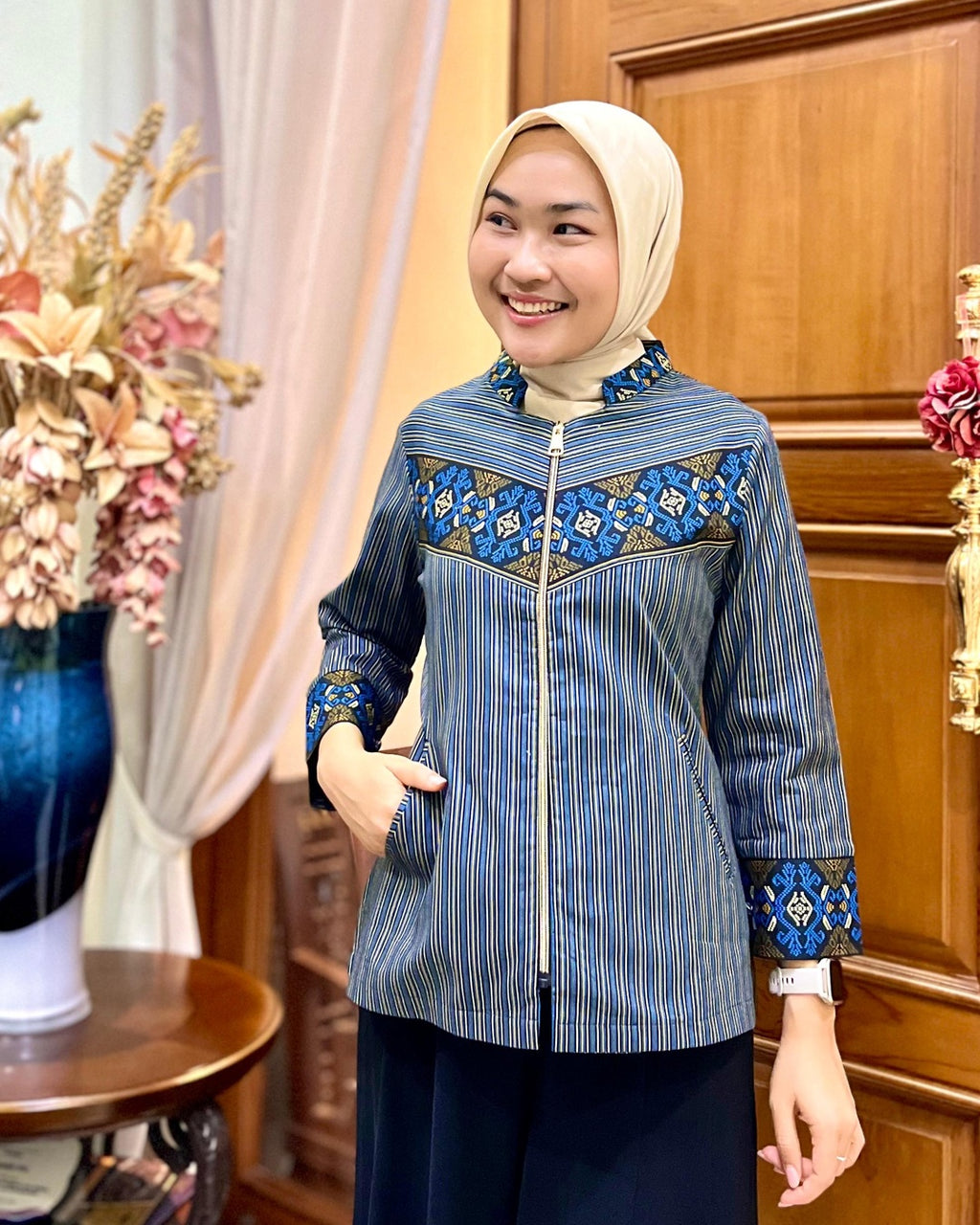 Kemeja Sido Asih - Batik Smile Lookbook (4)