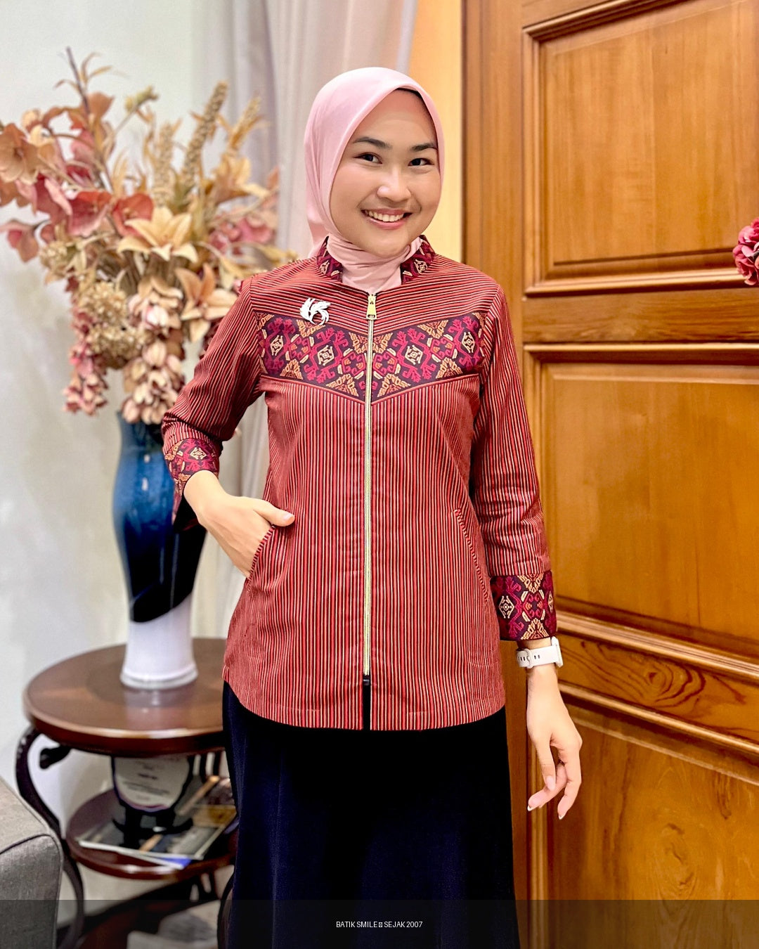 Hem Dobby Maroon - Batik Smile Lookbook (5)
